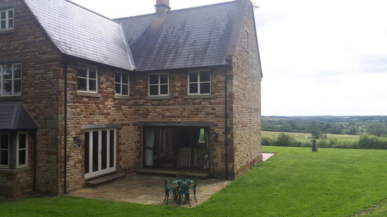 Cockley Hill Farm Bed & Breakfast Brackley  Εξωτερικό φωτογραφία
